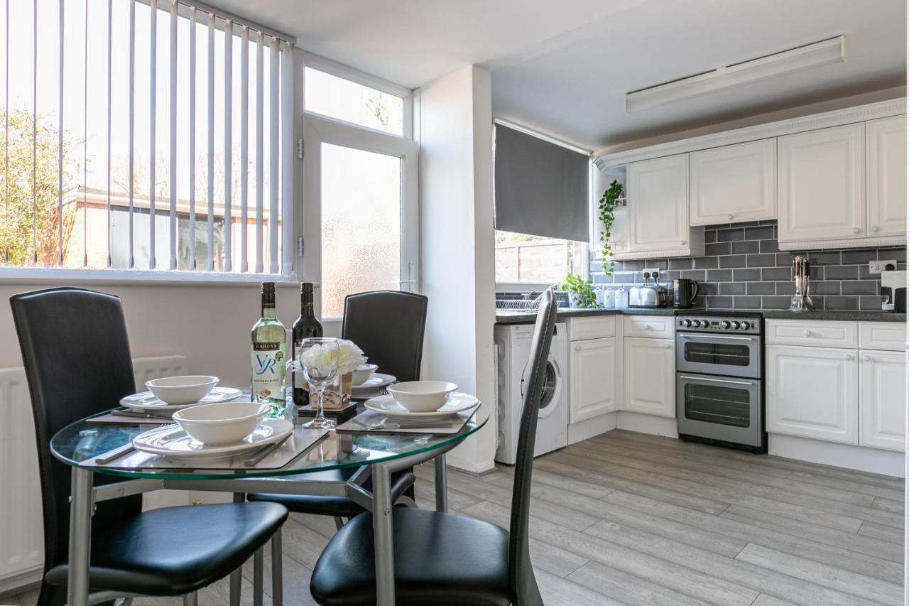 דירות קובנטרי Stylish House & Work And Leisure Inc Free Parking & Bhx Airport מראה חיצוני תמונה